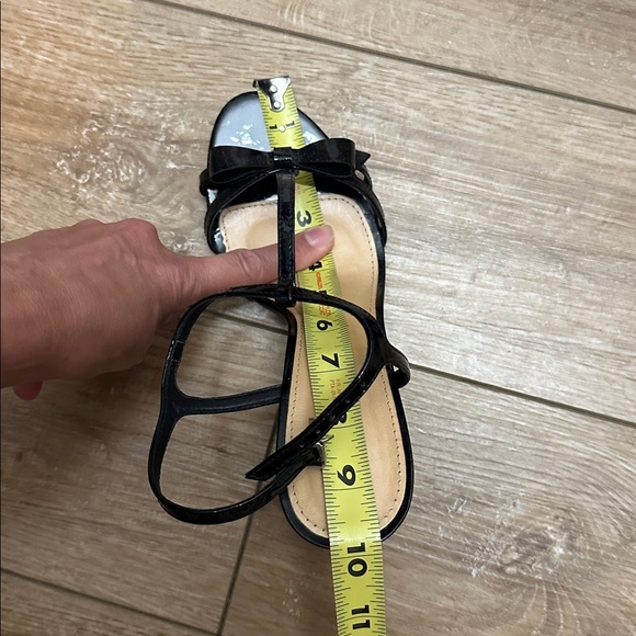 Vicenza Metallic Bow T-Strap Heels - Picture 13 of 13